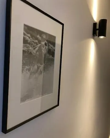 Jean-paul B Appartement